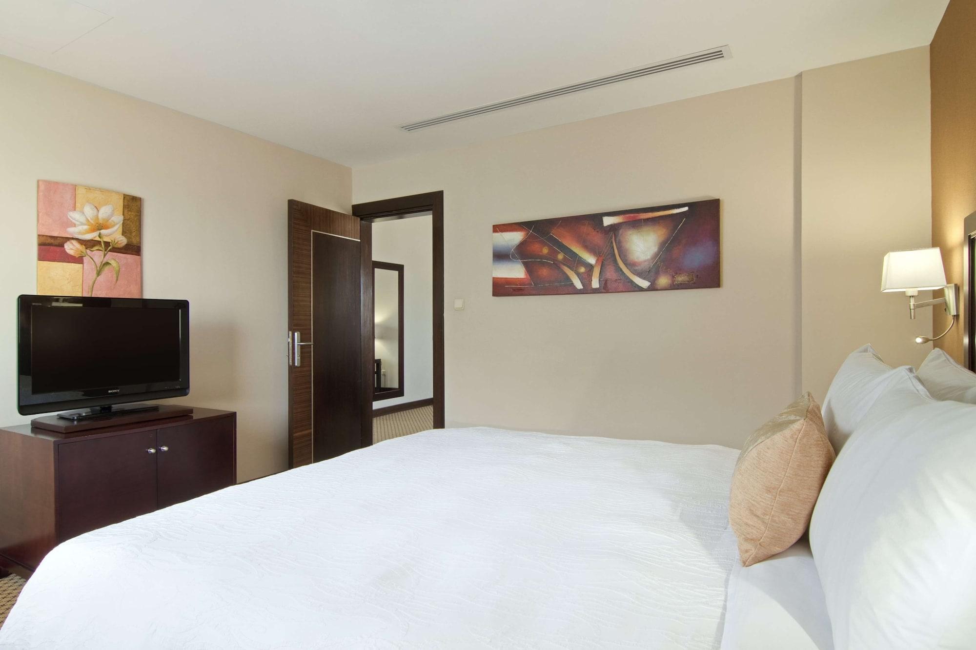 Hilton Garden Inn Riyadh Olaya Eksteriør billede