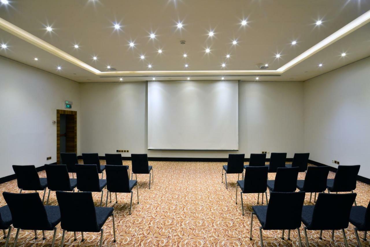 Hilton Garden Inn Riyadh Olaya Eksteriør billede