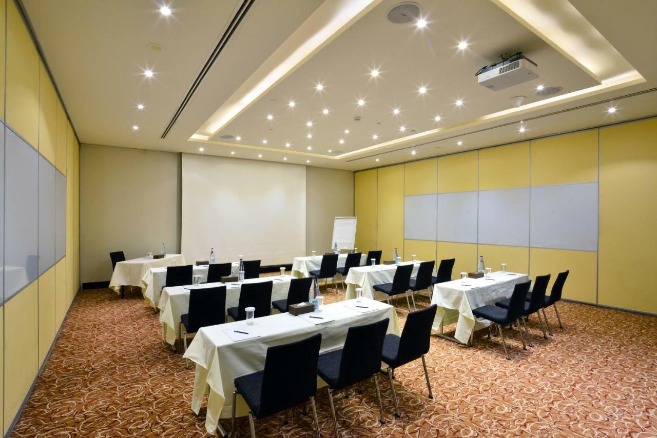 Hilton Garden Inn Riyadh Olaya Eksteriør billede